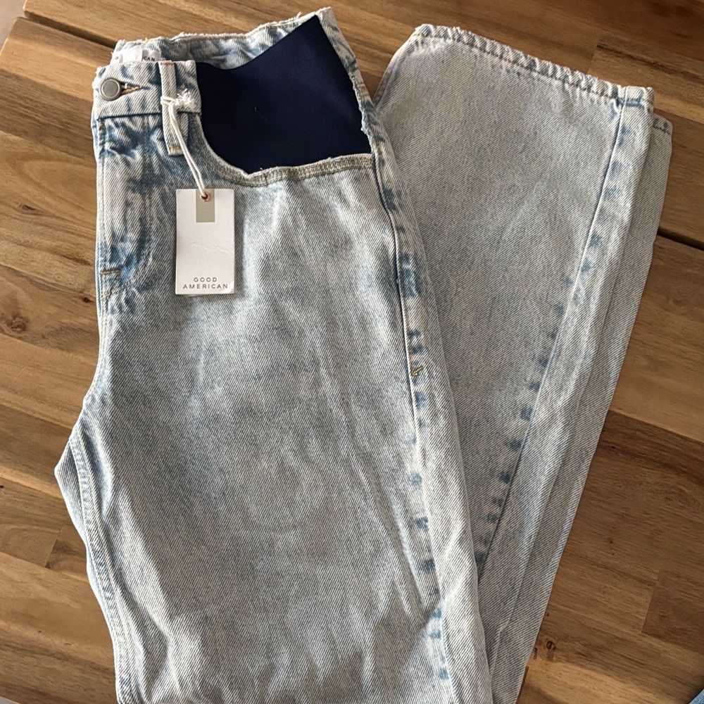 Good American Light Blue Straight Jeans for women